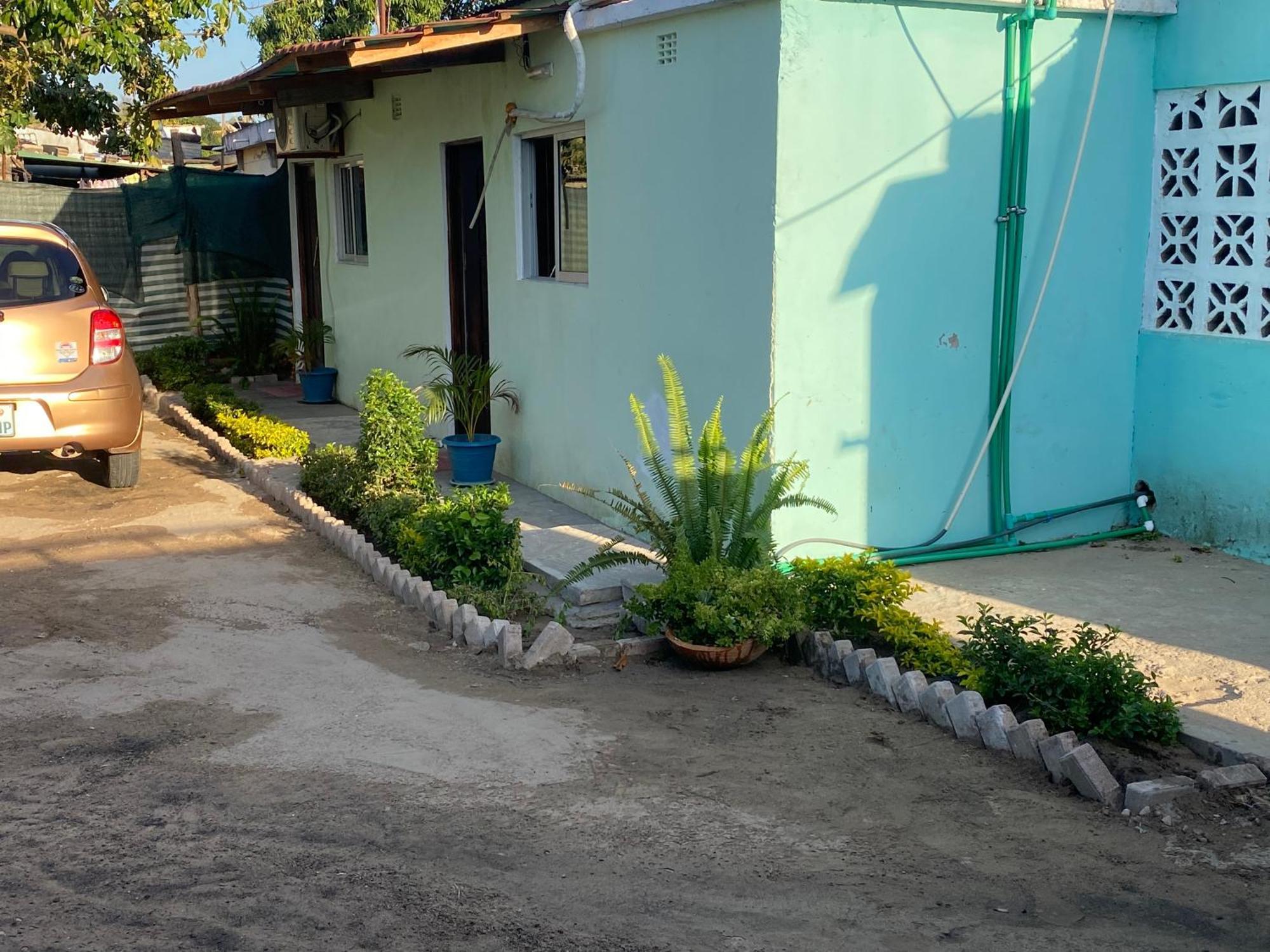 Aeropark Residencial Hostel Maputo Exterior photo